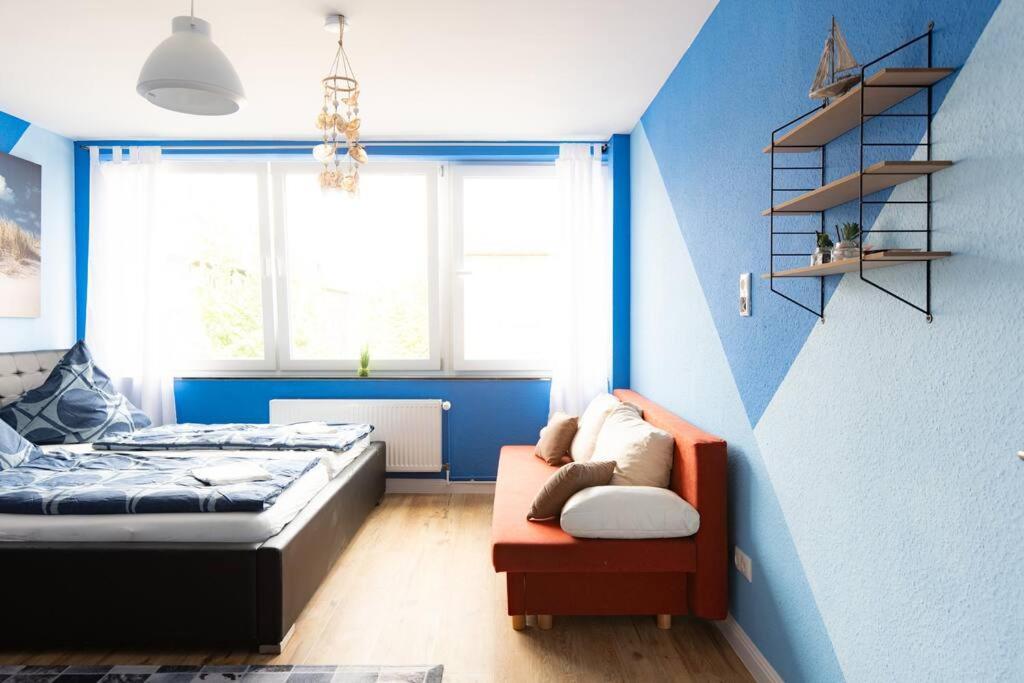 - Sea Apartment Duisburg Center & Parking Spaces & Kingsize Bett - Central Station Hbf - Exterior photo