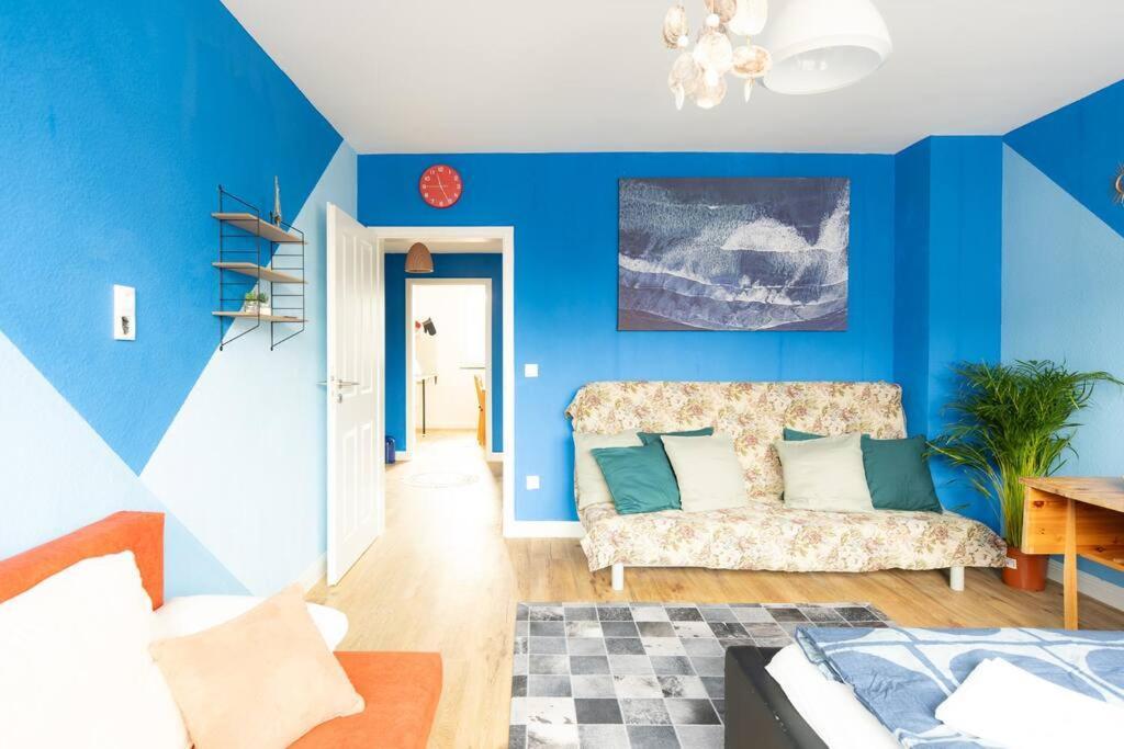 - Sea Apartment Duisburg Center & Parking Spaces & Kingsize Bett - Central Station Hbf - Exterior photo