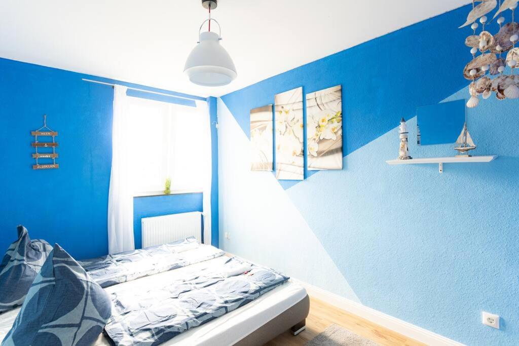 - Sea Apartment Duisburg Center & Parking Spaces & Kingsize Bett - Central Station Hbf - Exterior photo