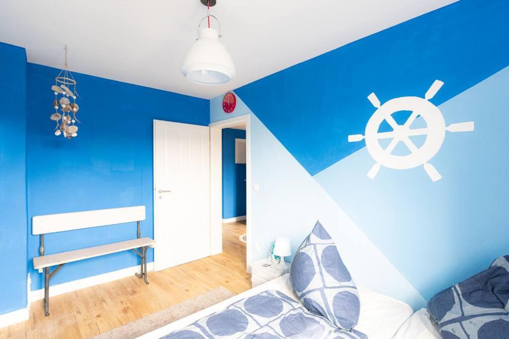 - Sea Apartment Duisburg Center & Parking Spaces & Kingsize Bett - Central Station Hbf - Exterior photo
